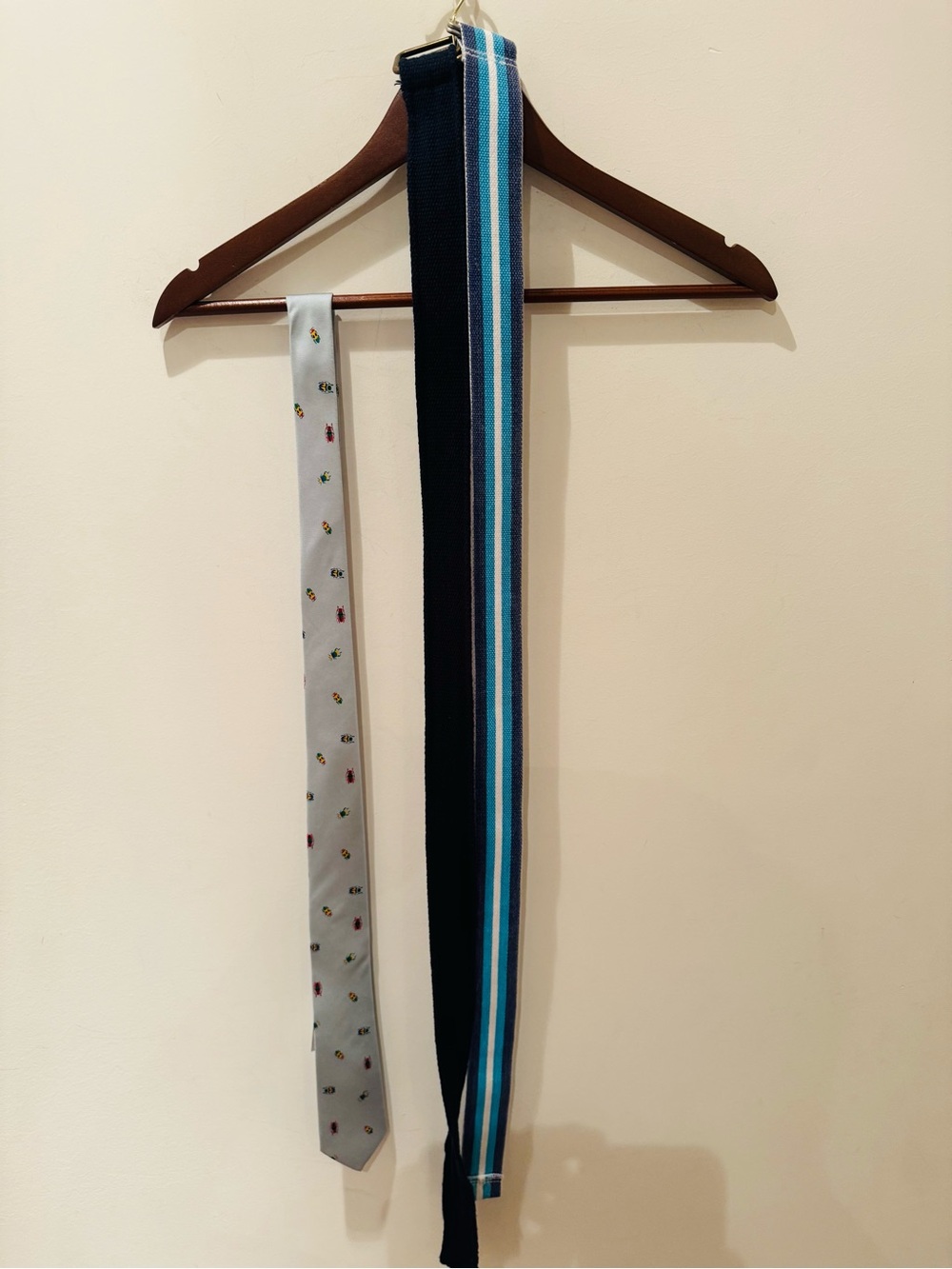 2 preppy boy’s belts. Canvas.
Approx same length.